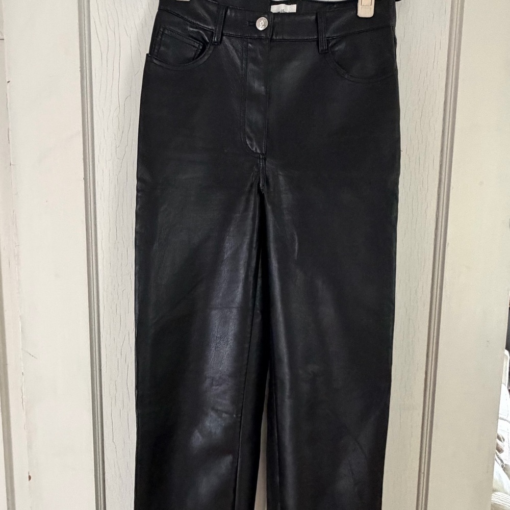 Aritzia Wilfred Melina Faux Leather Pants in Black, Size 2